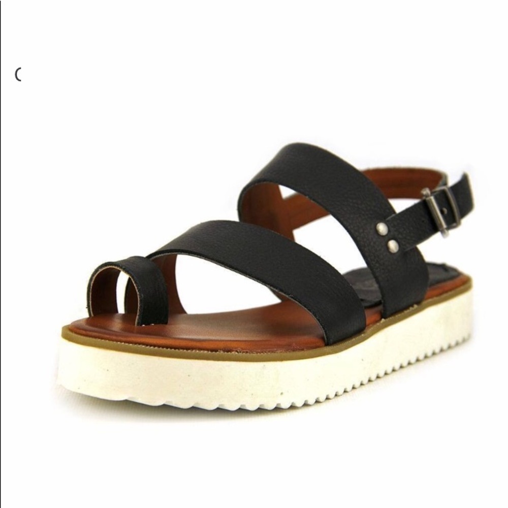Mia Heritage Havana sandal 8